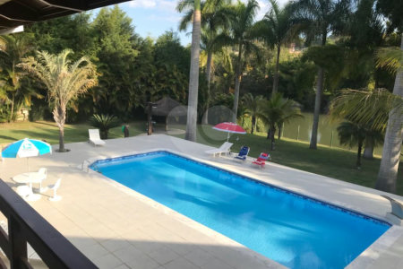 Casa à venda com 4 suítes no Centro, Guararema, SP