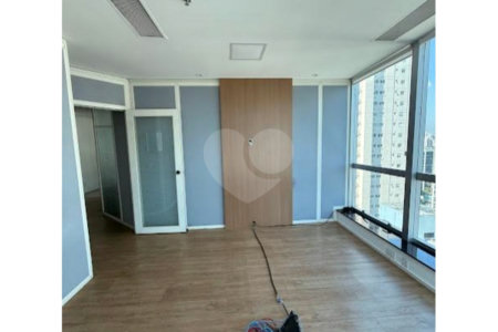 Sala à venda ou para alugar em Vila Olímpia, São Paulo, SP