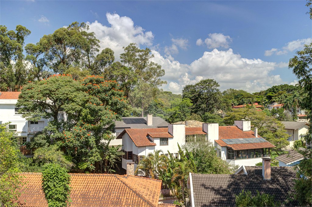 Sobrado à venda com 4 suítes em Alto da Boa Vista, São Paulo, SP