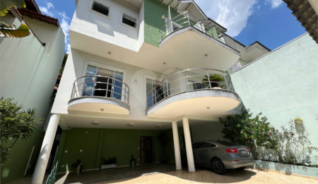 Sobrado à venda com 4 suítes em Tremembé, São Paulo, SP