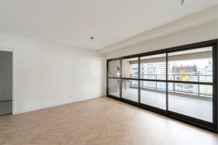 Apartamento à venda com 3 suítes em Vila Clementino, São Paulo, SP