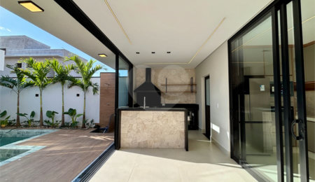 Casa à venda com 3 suítes no condomínio Residencial Dona Maria Candida, Indaiatuba - SP