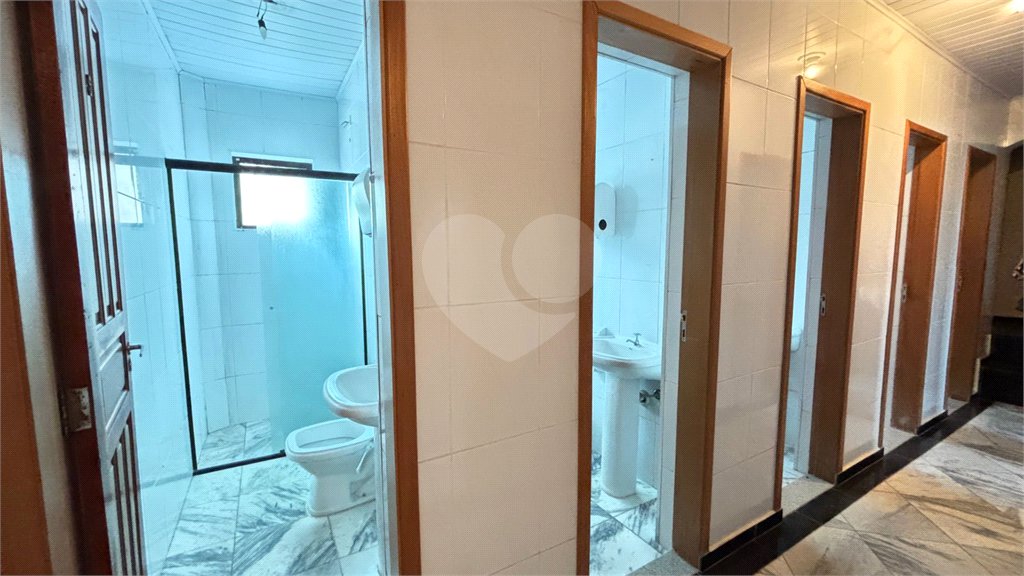 Sobrado à venda ou para alugar com 15 quartos em Tremembé, São Paulo, SP