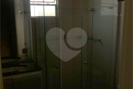 Casa à venda ou para alugar com 4 quartos, sendo 1 suíte, no condomínio Village Jardim Versailles, Jundiaí - SP