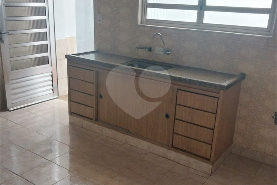 Casa à venda com 3 quartos em Cangaíba, São Paulo, SP