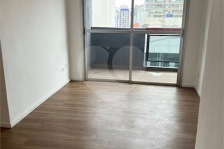 Apartamento à venda com 2 quartos, sendo 1 suíte, em Vila Olímpia, São Paulo, SP