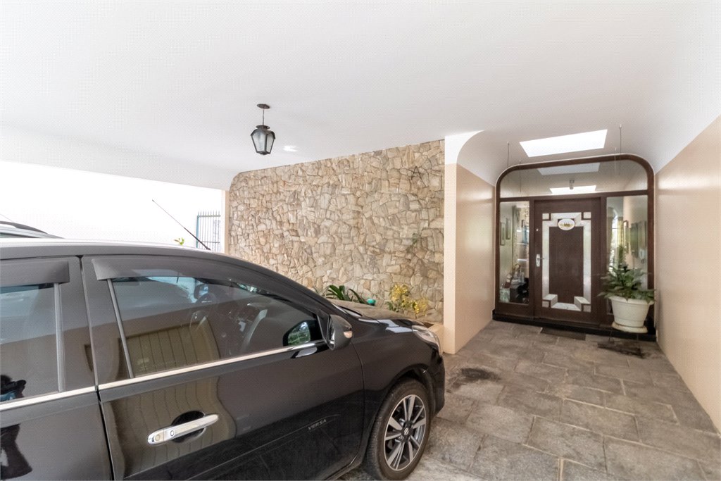 Casa à venda com 4 quartos, sendo 1 suíte, em Jardim Marajoara, São Paulo, SP