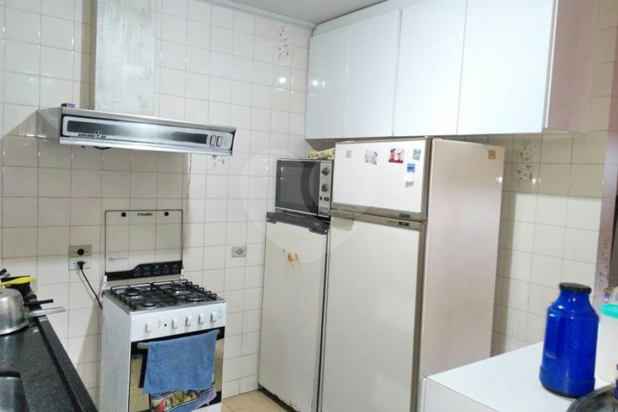 Sobrado à venda com 3 quartos em Jardim Peri, São Paulo, SP