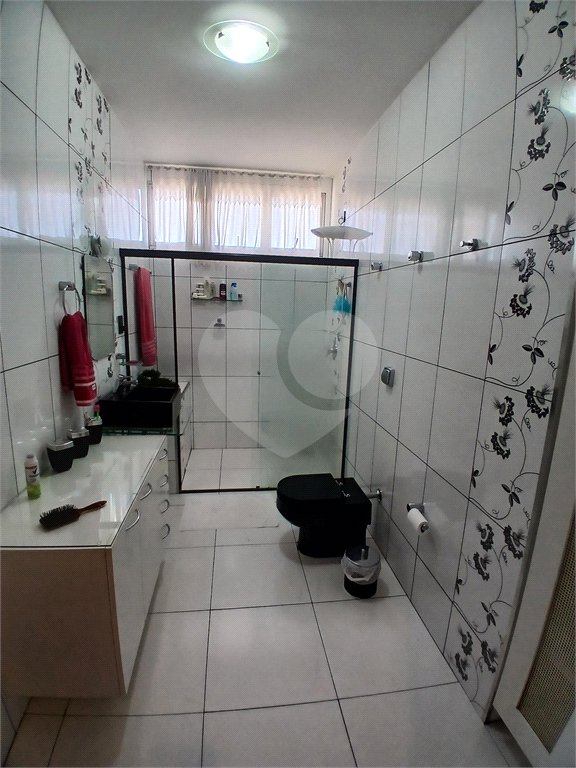 Sobrado à venda com 4 quartos, sendo 2 suítes, em Jardim Leonor, São Paulo, SP