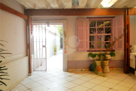 Casa à venda com 3 quartos, sendo 1 suíte, em Vila Brasílio Machado, São Paulo, SP