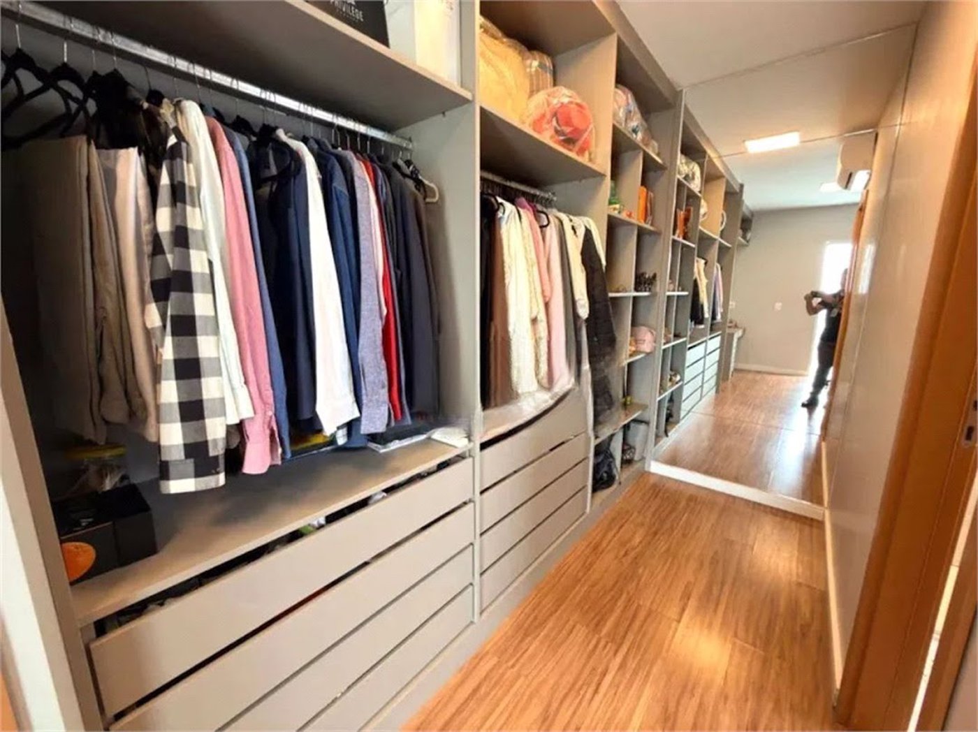 Apartamento com 4 dormitórios à venda, 179 m² por R$ 2.500.000,00 - Gonzaga - Santos/SP