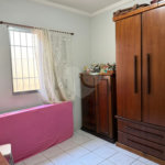 Casa à venda com 2 quartos no condomínio Residencial Bari, Itaquaquecetuba - SP