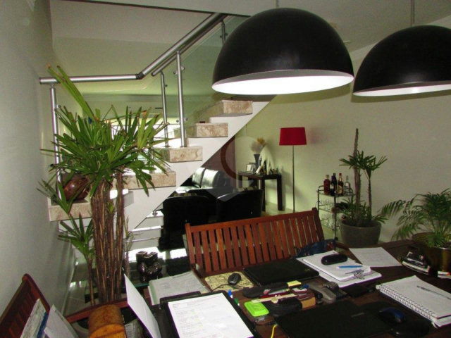 Sobrado à venda com 3 quartos, sendo 1 suíte,  em Vila Constança, São Paulo, SP