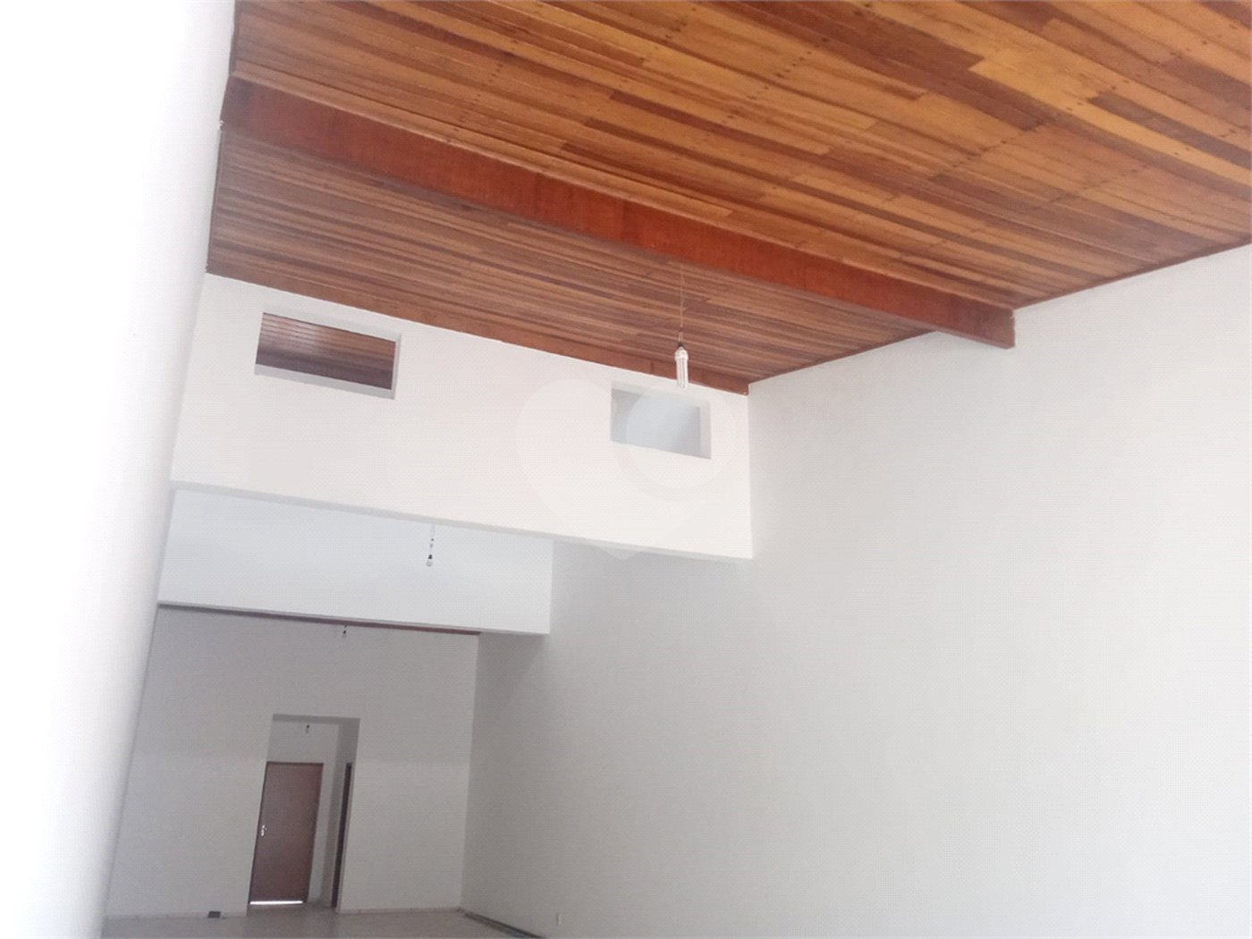 Salão Comercial para alugar em Capela, Vinhedo, SP