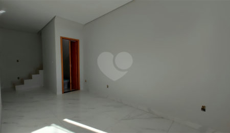 Casa de Vila à venda com 2 suítes em Wanel Ville, Sorocaba, SP