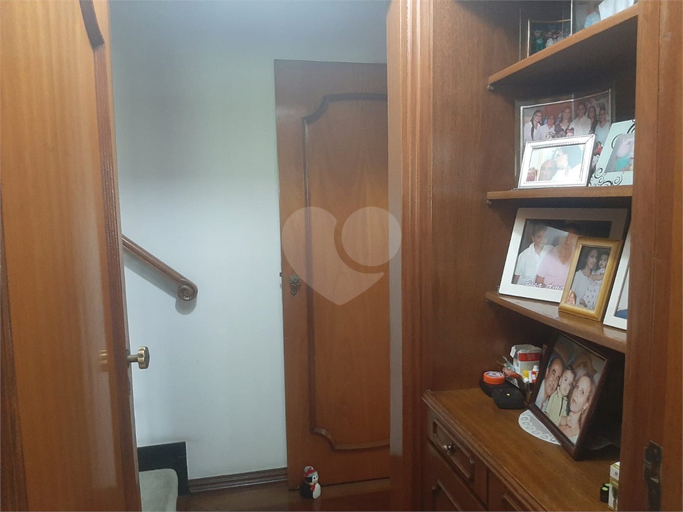 Sobrado à venda com 4 quartos, sendo 2 suítes, em Tremembé, São Paulo, SP