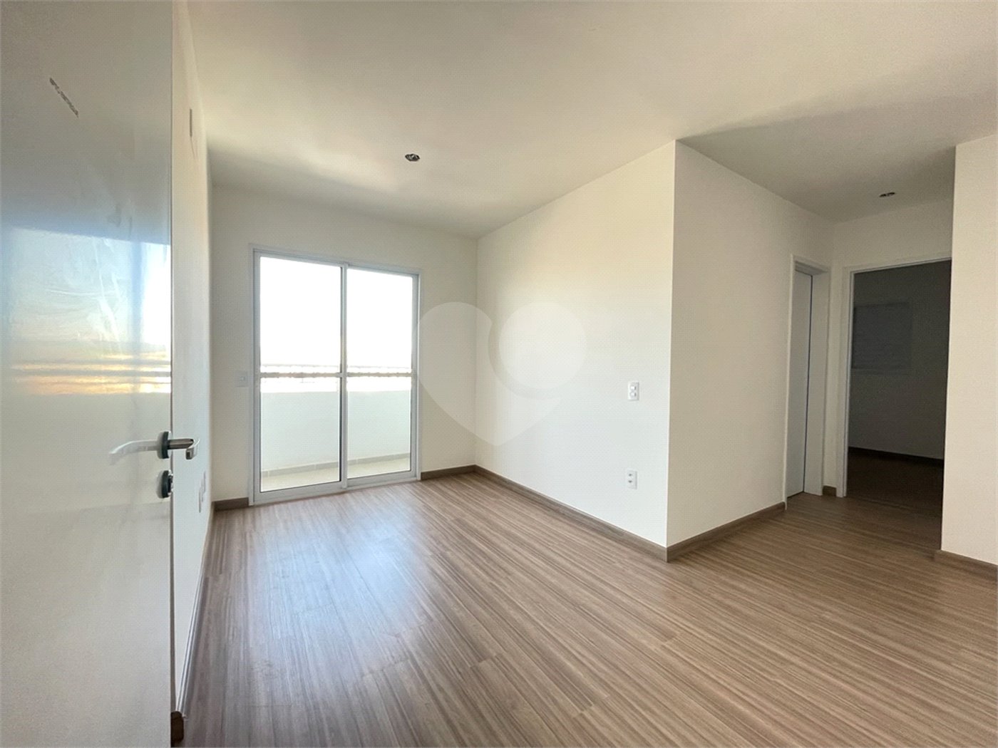 Apartamento à venda com 2 quartos, sendo 1 suíte, em Vila Hortência, Sorocaba, SP
