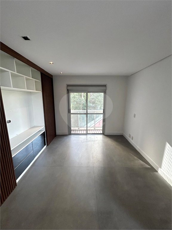 Apartamento à venda com 2 suítes em Parque do Morumbi, São Paulo, SP