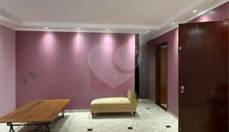 Casa à venda com 3 quartos em Vila dos Remédios, São Paulo, SP