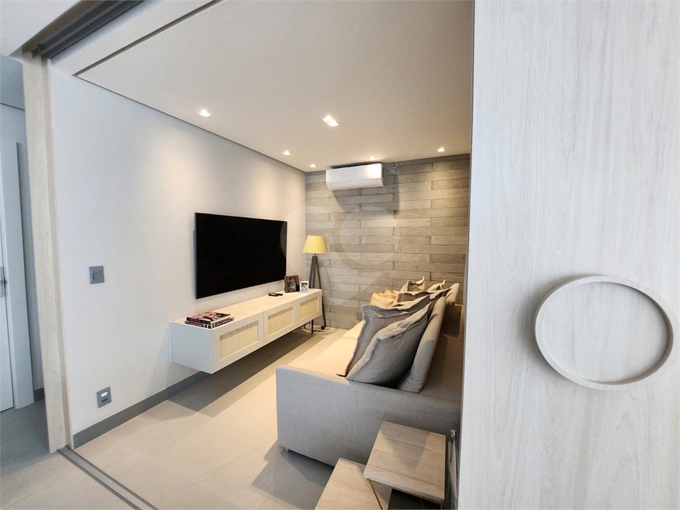 Apartamento à venda com 4 suítes em Jardim das Acácias, São Paulo, SP