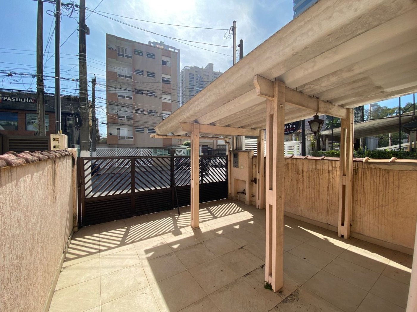 Casa com 3 dormitórios para alugar, 197 m² por R$ 8.500/mês - Embaré - Santos/SP