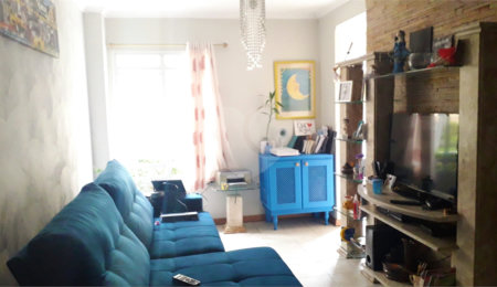 Casa à venda com 3 quartos, sendo 1 suíte, no condomínio Jardim das Palmas, São Paulo - SP