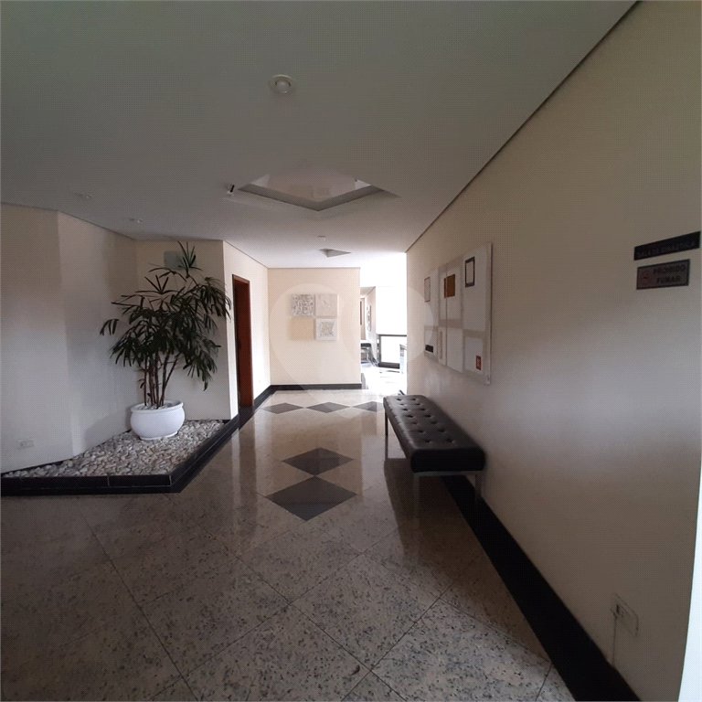Apartamento à venda com 3 quartos, sendo 1 suíte, em Campo Belo, São Paulo, SP