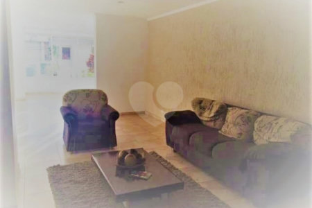 Apartamento à venda com 3 quartos, sendo 1 suíte, em Vila Mariana, São Paulo, SP