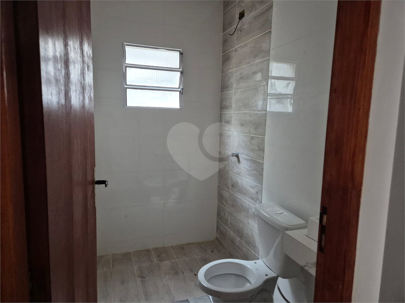 Casa à venda com 2 quartos em Vila Santa Helena, Atibaia, SP