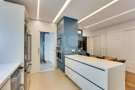 Casa à venda com 3 suítes no condomínio Parc Vignoble, São Paulo - SP