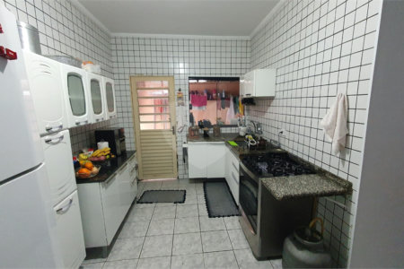 Casa à venda com 4 quartos, sendo 1 suíte,  em Jardim Bonsucesso, Sorocaba, SP