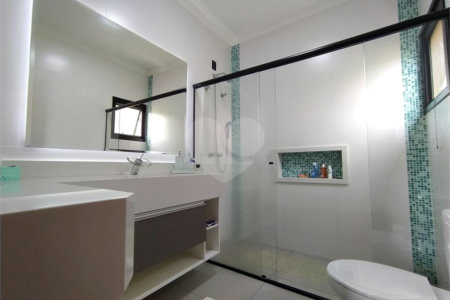 Casa à venda com 4 quartos, sendo 2 suítes, no condomínio Campos de Santo Antonio II, Itu - SP