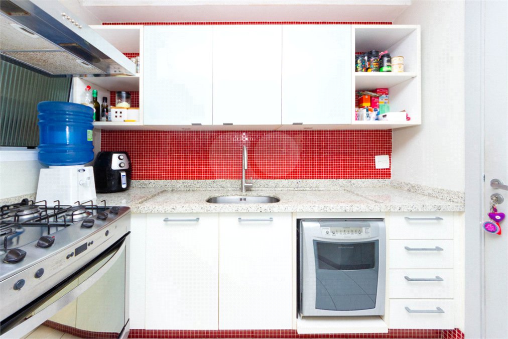 Apartamento à venda com 2 quartos, sendo 1 suíte, em Chácara Santo Antônio (zona Sul), São Paulo, SP