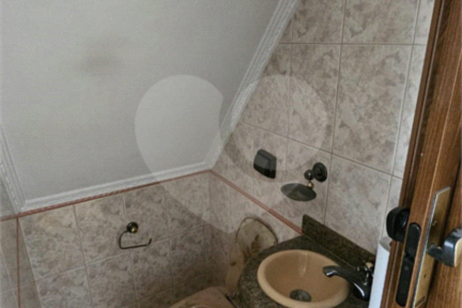 Sobrado à venda com 2 quartos em Vila Clarice, São Paulo, SP