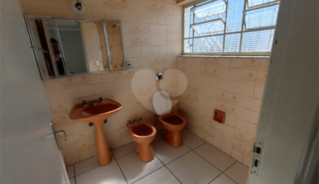 Casa à venda com 3 quartos, sendo 1 suíte, no Centro, Itapetininga, SP