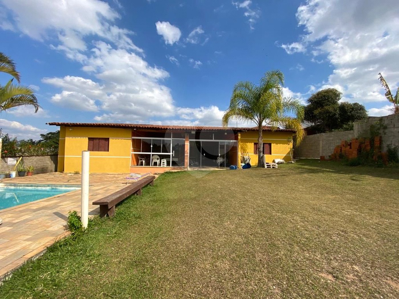Chácara à venda com 3 quartos, sendo 1 suíte, em Jardim Buru, Salto, SP