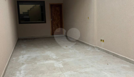 Sobrado à venda com 3 quartos, sendo 1 suíte, em Vila Nova Cachoeirinha, São Paulo, SP