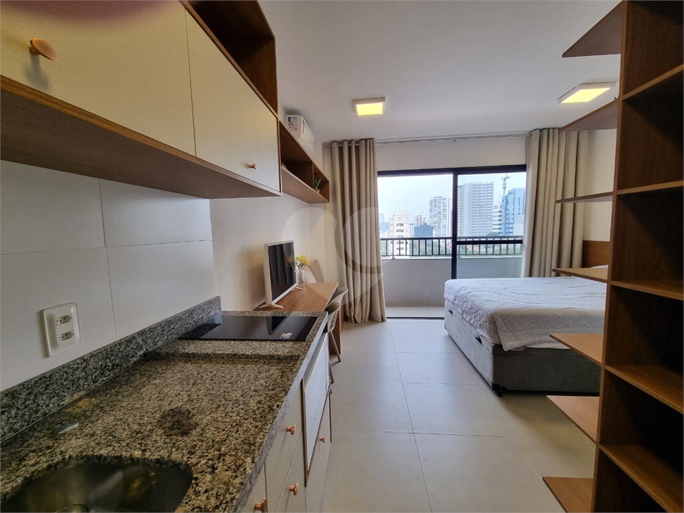 Apartamento à venda ou para alugar com 1 quarto em Pinheiros, São Paulo, SP