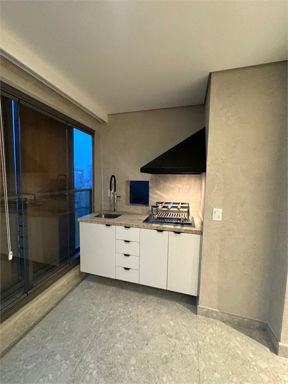 Apartamento para alugar com 2 suítes em Pinheiros, São Paulo, SP