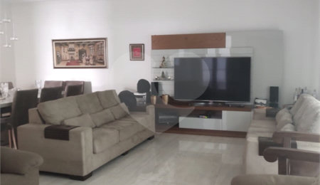 Sobrado à venda com 3 quartos, sendo 1 suíte,  em Palmas do Tremembé, São Paulo, SP