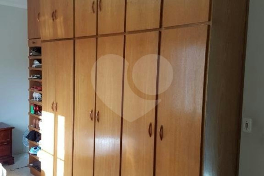 Sobrado à venda com 3 quartos, sendo 2 suítes, em Parque Edu Chaves, São Paulo, SP