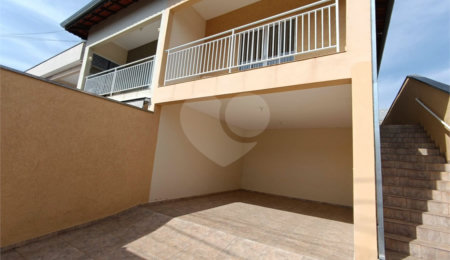 Casa à venda com 3 quartos, sendo 1 suíte,  em Loteamento Jardim do Sol (mailasqui), São Roque, SP