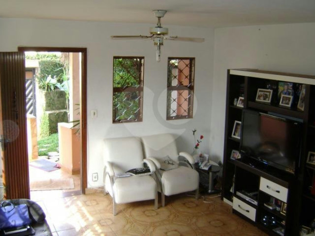 Sobrado à venda com 3 quartos, sendo 1 suíte,  em Vila Aurora (zona Norte), São Paulo, SP