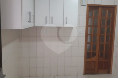 Casa à venda com 2 quartos em Vila Galvão, Guarulhos, SP