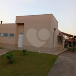 Casa à venda com 3 suítes no condomínio Haras Paineiras, Salto - SP