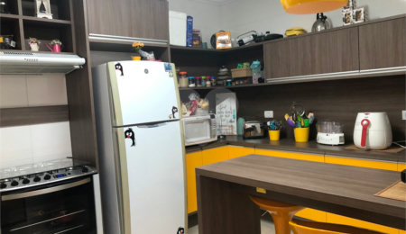 Casa à venda com 3 quartos, sendo 1 suíte,  no condomínio Acjy - Pestana, São Paulo - SP