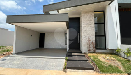 Casa à venda com 3 suítes no condomínio Residencial Villeneuve, São Carlos - SP
