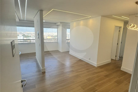 Apartamento à venda com 3 quartos, sendo 1 suíte, em Vila Cruz das Almas, São Paulo, SP