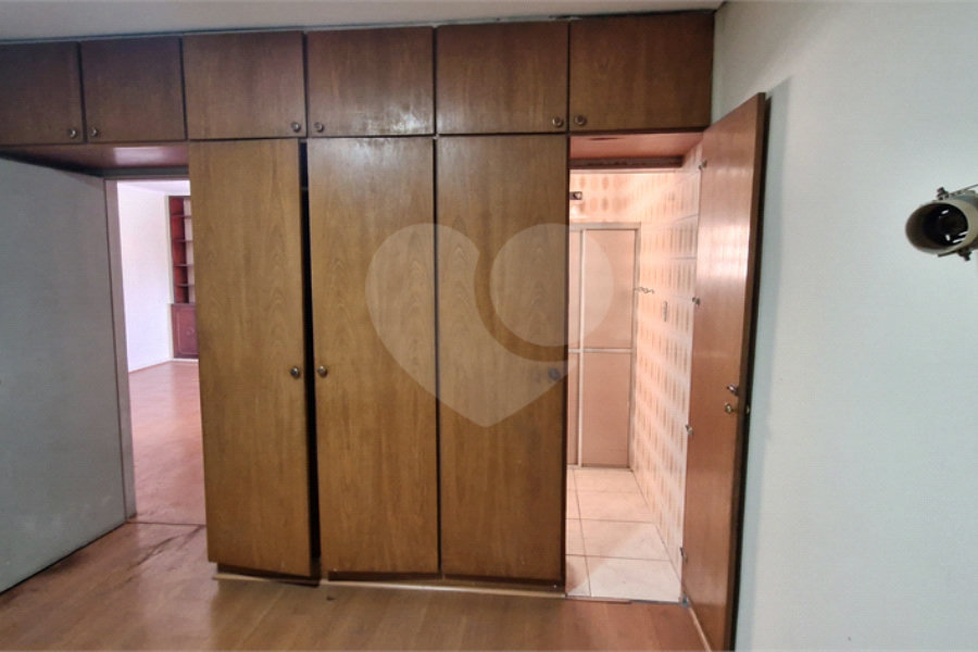 Casa à venda com 6 quartos, sendo 1 suíte, no Brasilândia, São Paulo, SP