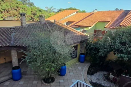 Sobrado à venda com 4 quartos, sendo 1 suíte, em Jardim Pinheiros, São Paulo, SP